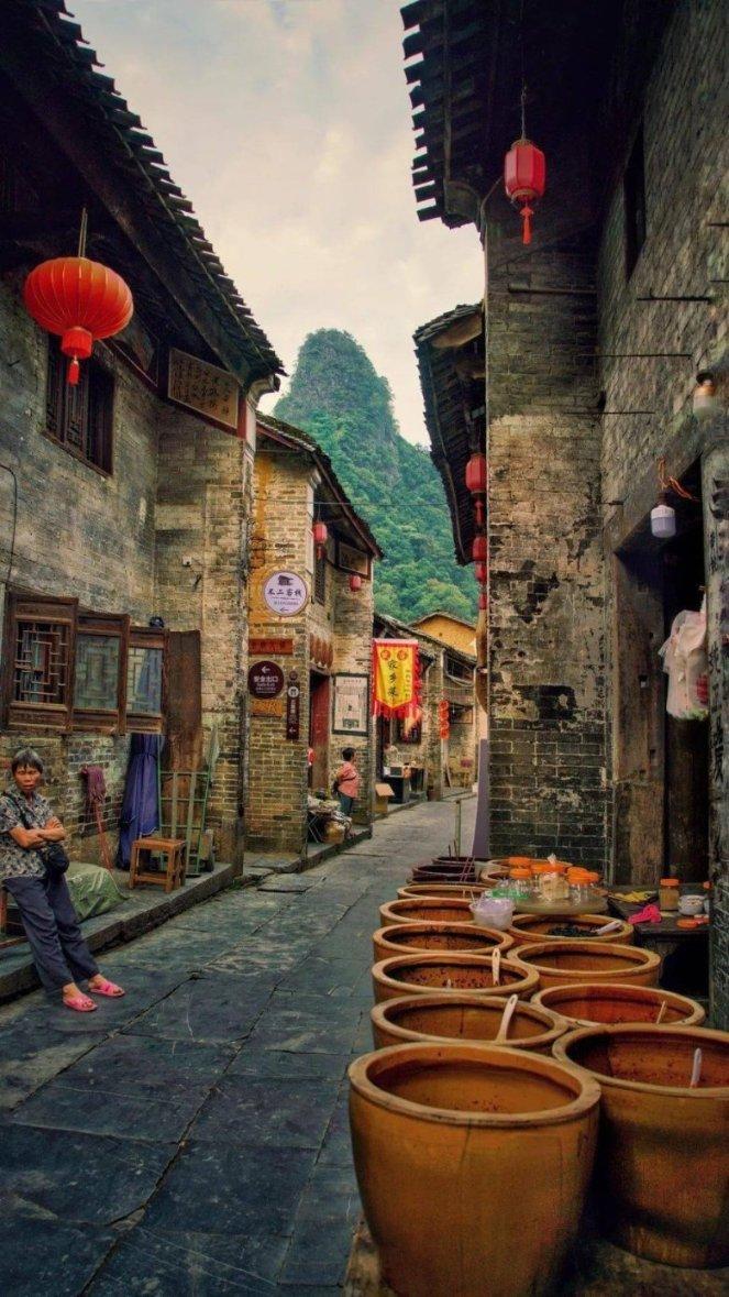 夏日时尚的爱丽